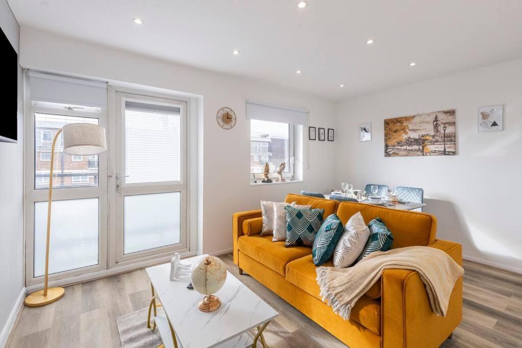 Shard View 2Br Next Tower Bridge Apartment London Luaran gambar
