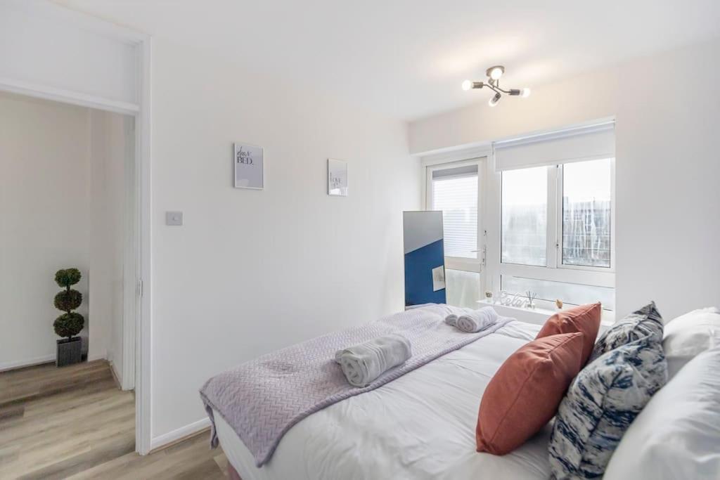 Shard View 2Br Next Tower Bridge Apartment London Luaran gambar
